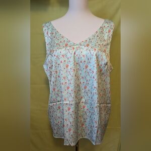 Light Blue Floral V-Neck Sleeveless Top